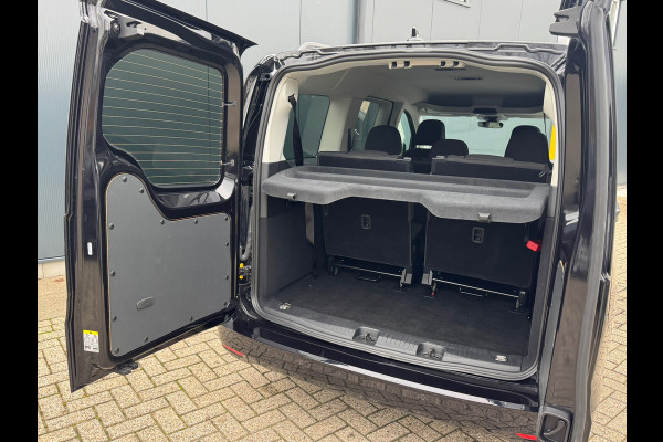 Volkswagen Caddy Maxi 1.5 TSI 115pk DSG Life 7 Persoons * Navigatie * Stoelverwarming * Camera *