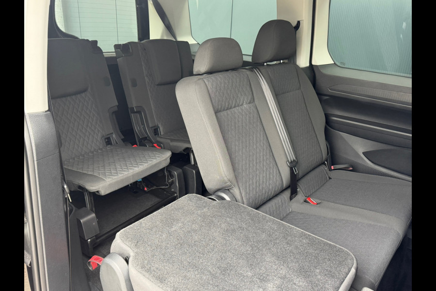 Volkswagen Caddy Maxi 1.5 TSI 115pk DSG Life 7 Persoons * Navigatie * Stoelverwarming * Camera *