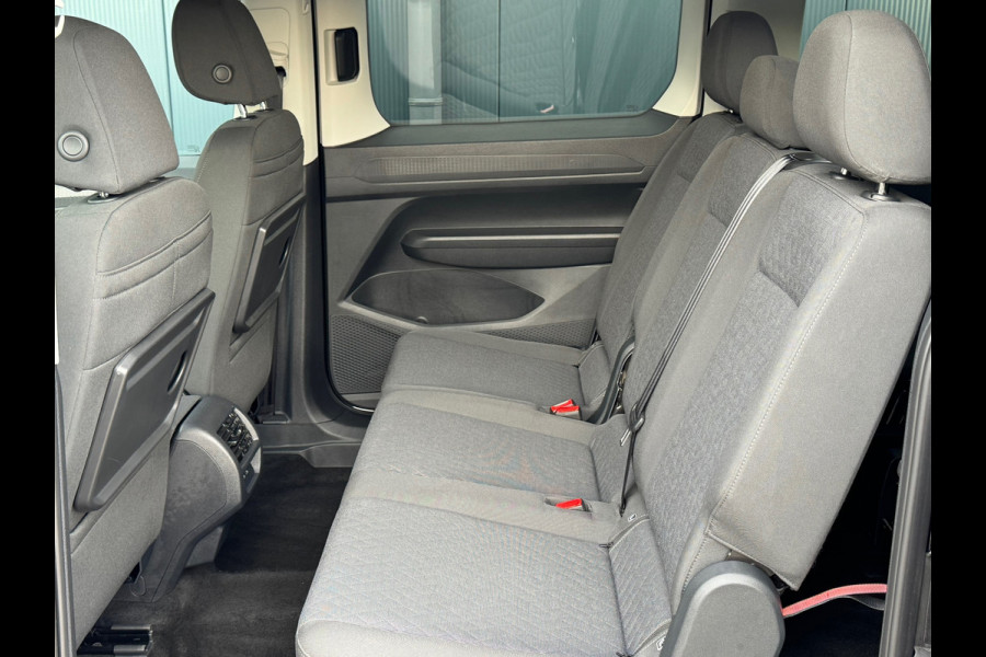 Volkswagen Caddy Maxi 1.5 TSI 115pk DSG Life 7 Persoons * Camera * Stoelverwarming * Virtual Cockpit *