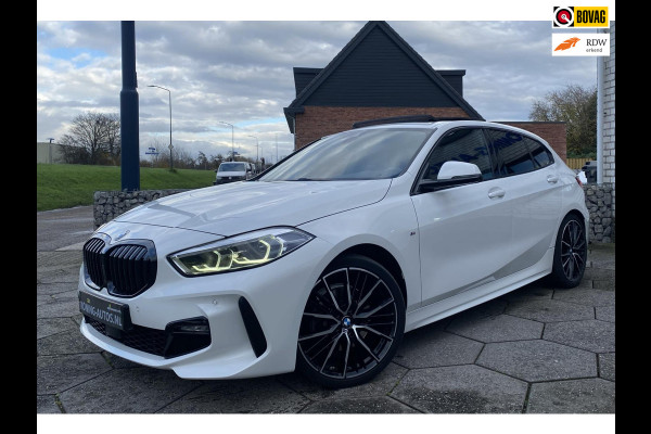 BMW 1-serie 118i High Executive M-sport/ Pano/ H&K/ VC/ Shadow/ Privacy