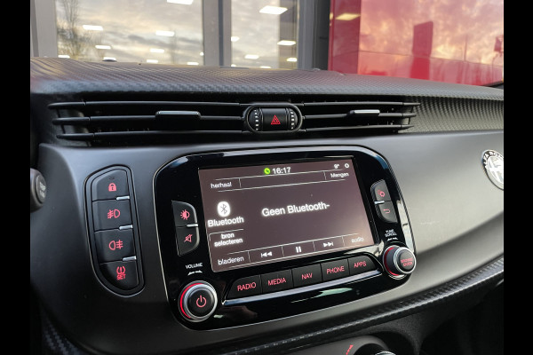 Alfa Romeo Giulietta 1.4 Turbo Sport | 18" Velgen | Carbon kit