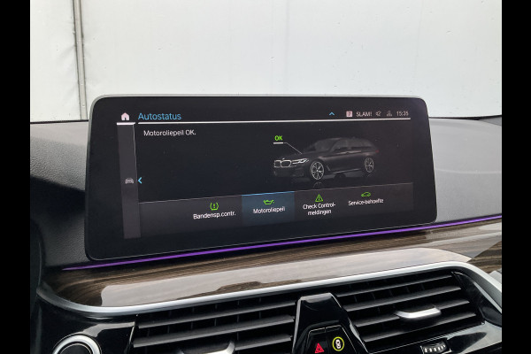 BMW 5 Serie Touring 530e xDrive M-sport HUD Laser Memory 4wielsturing Pano Business Edition Plus