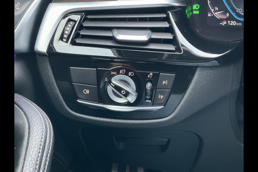 BMW 5 Serie Touring 530e xDrive M-sport HUD Laser Memory 4wielsturing Pano Business Edition Plus