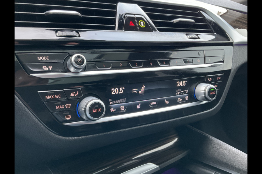 BMW 5 Serie Touring 530e xDrive M-sport HUD Laser Memory 4wielsturing Pano Business Edition Plus