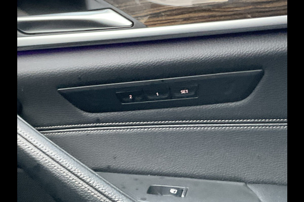 BMW 5 Serie Touring 530e xDrive M-sport HUD Laser Memory 4wielsturing Pano Business Edition Plus