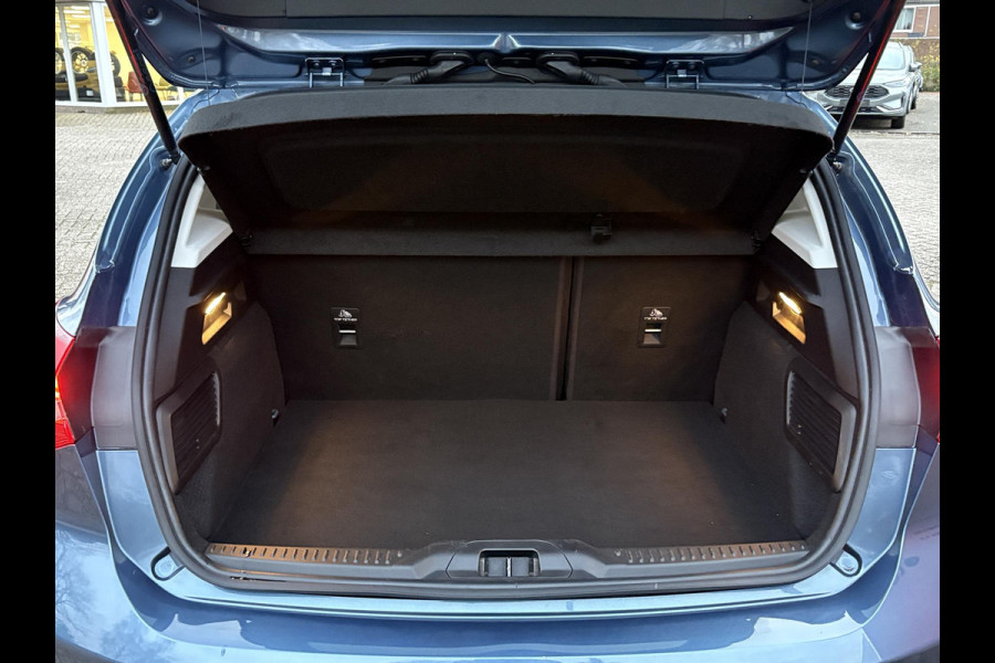 Ford Focus 1.0 EcoBoost Titanium Business 125pk | Full LED Koplampen | Adaptieve Cruise | Winterpack | 17 inch Lichtmetaal | Achteruitrijcamera