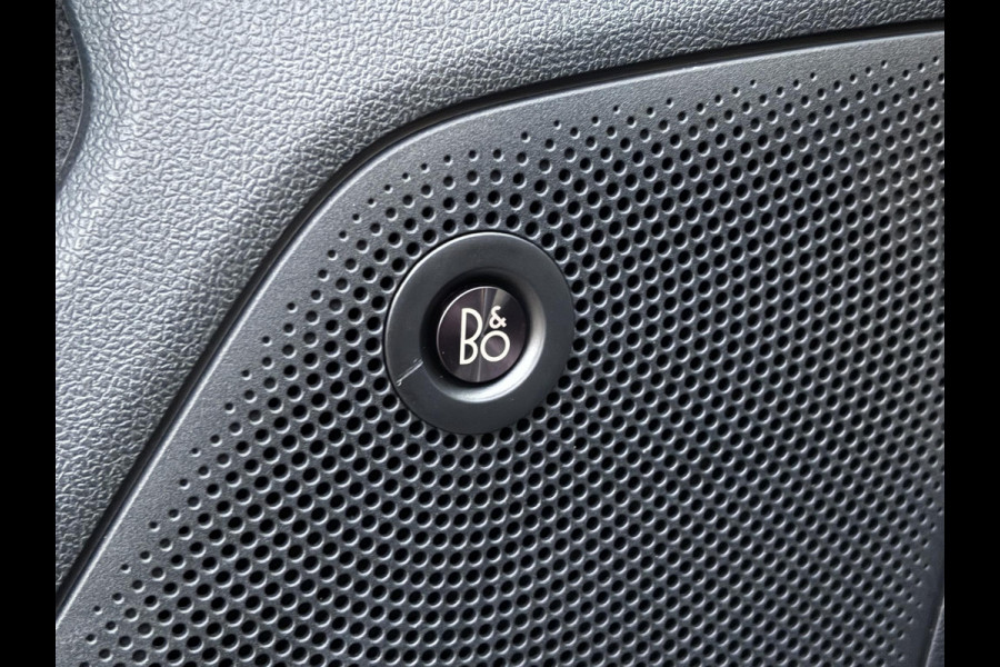 Ford Focus 1.0 EcoBoost Titanium Business 125pk | Full LED Koplampen | Adaptieve Cruise | Winterpack | 17 inch Lichtmetaal | Achteruitrijcamera