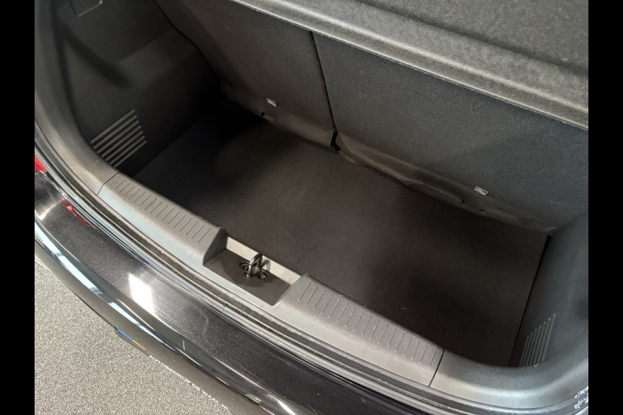 Opel KARL 1.0 ecoFLEX 75pk Black Edition CRUISE/MEDIA/AIRCO