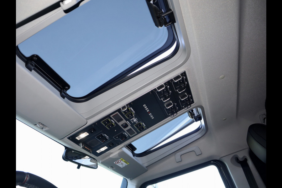 INEOS Grenadier 3.0 AUTOMAAT DIESEL 4X4 GRIJS KENTEKEN