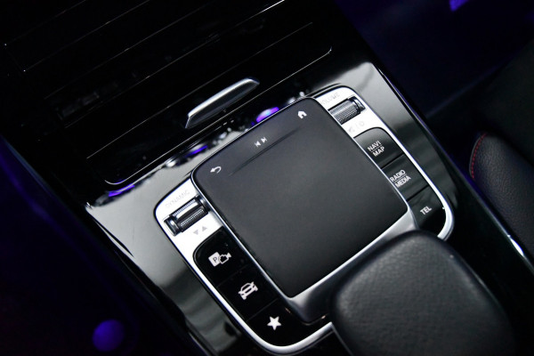 Mercedes-Benz CLA-Klasse 220 Burmester Matrix Amg pakket memory Pano