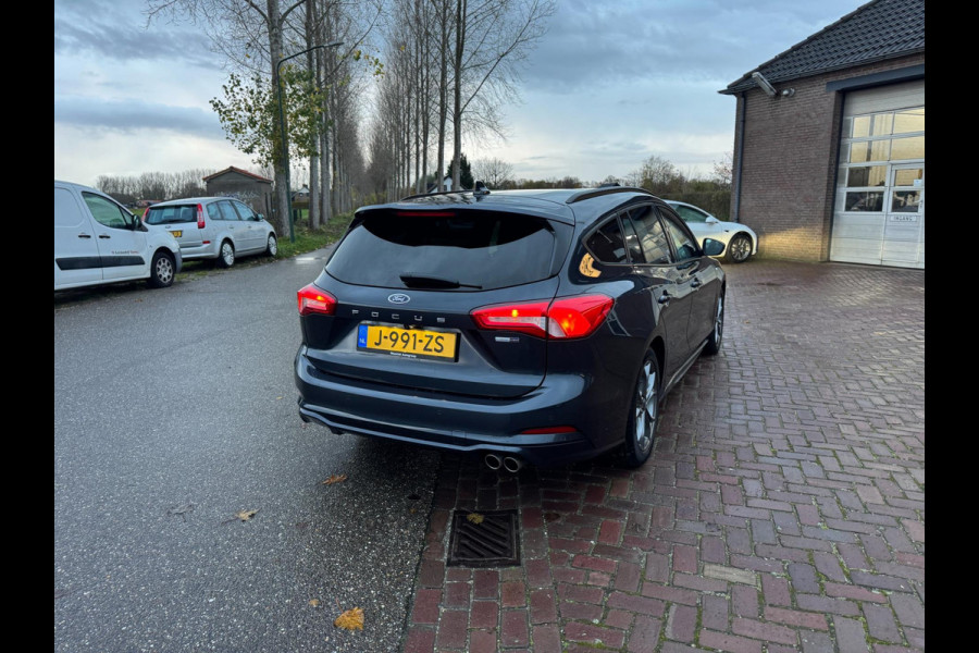 Ford FOCUS Wagon 1.0 EcoBoost Hybrid ST Line X Business TREKHAAK CARPLAY ZEER MOOI