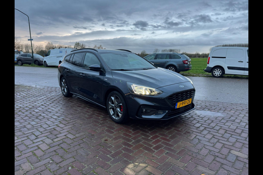Ford FOCUS Wagon 1.0 EcoBoost Hybrid ST Line X Business TREKHAAK CARPLAY ZEER MOOI