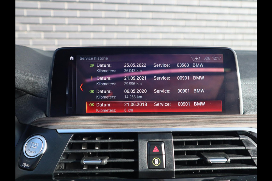 BMW X4 xDrive30i High Executive M Sport Pakket Automaat / Navigatie Professional / Panoramadak / Head-Up Display / Driving Assistant Plus / Innovation Pakket / Leder / M Sportremsysteem / Adaptief Onderstel / 20 Inch