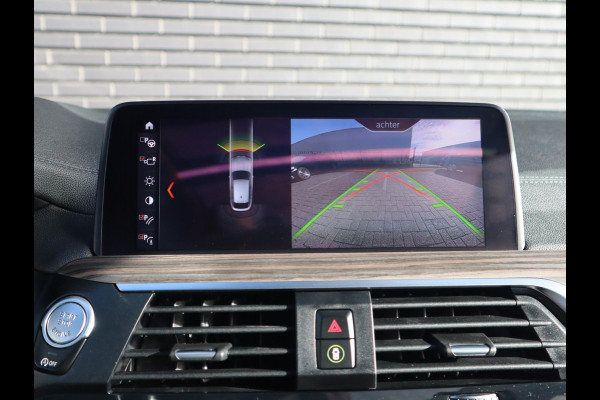 BMW X4 xDrive30i High Executive M Sport Pakket Automaat / Navigatie Professional / Panoramadak / Head-Up Display / Driving Assistant Plus / Innovation Pakket / Leder / M Sportremsysteem / Adaptief Onderstel / 20 Inch