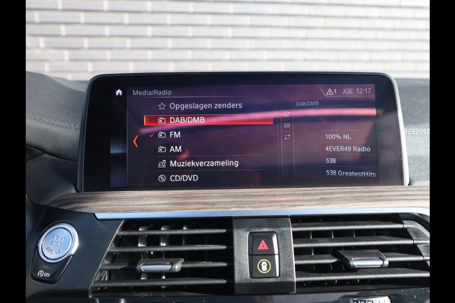 BMW X4 xDrive30i High Executive M Sport Pakket Automaat / Navigatie Professional / Panoramadak / Head-Up Display / Driving Assistant Plus / Innovation Pakket / Leder / M Sportremsysteem / Adaptief Onderstel / 20 Inch