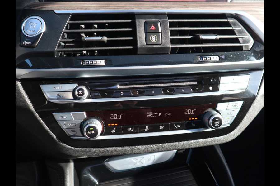 BMW X4 xDrive30i High Executive M Sport Pakket Automaat / Navigatie Professional / Panoramadak / Head-Up Display / Driving Assistant Plus / Innovation Pakket / Leder / M Sportremsysteem / Adaptief Onderstel / 20 Inch