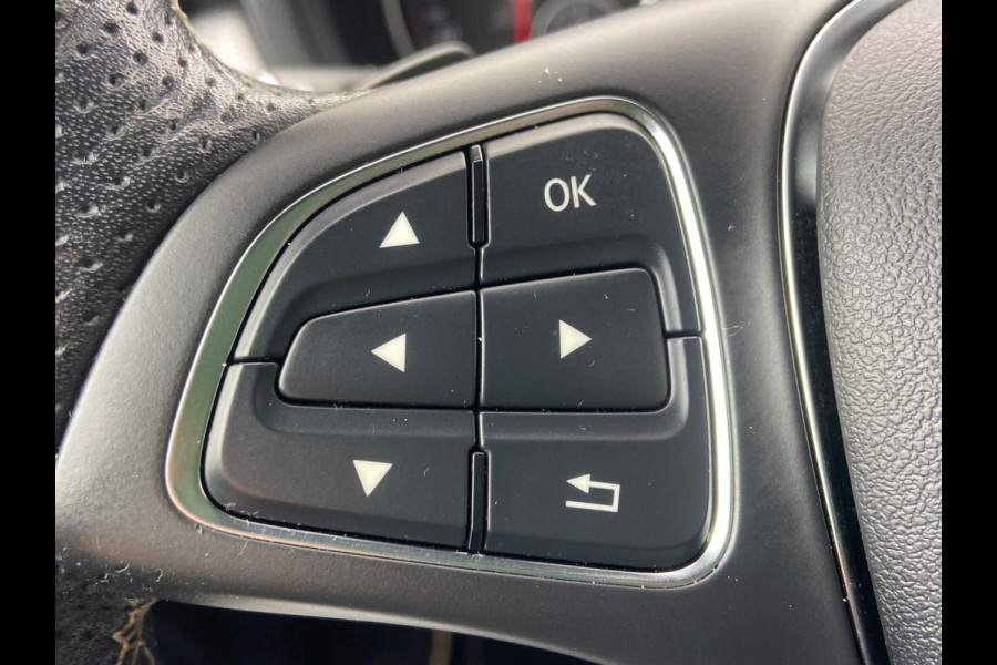 Mercedes-Benz B-Klasse 180 AUT7/SPORTSEATS/LEDER/KEYLESS/NAVI/PDC