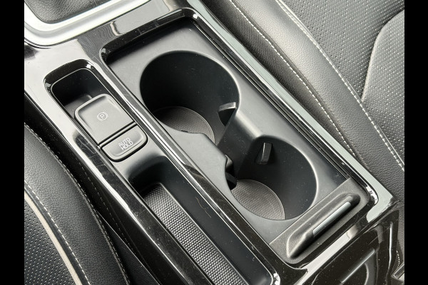 Kia Xceed BWJ 2021 | 1.6 GDi PHEV 141PK ExecutiveLine | TREKHAAK | PANO | LEER | 18'' LMV | CAMERA | STOELVERW | ACHTERBANK VERW | CARPLAY |