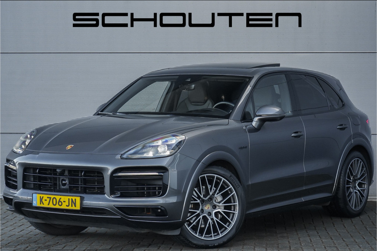 Porsche Cayenne 3.0 E-Hybrid Sport Design & Chrono Pano 360° Bose Matrix