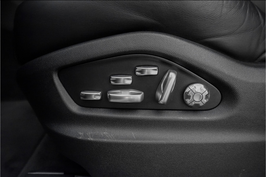 Porsche Cayenne 3.0 E-Hybrid Sport Design & Chrono Pano 360° Bose Matrix