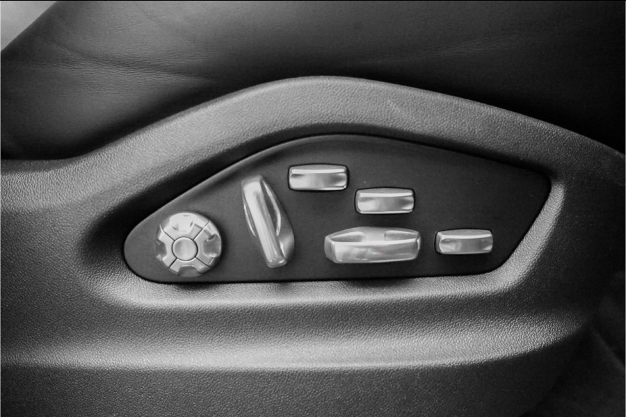 Porsche Cayenne 3.0 E-Hybrid Sport Design & Chrono Pano 360° Bose Matrix