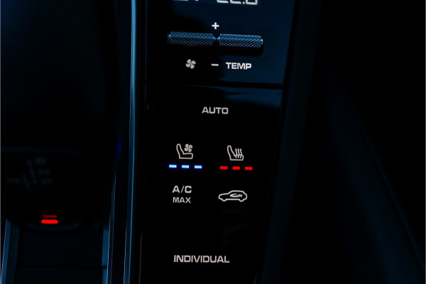 Porsche Cayenne 3.0 E-Hybrid Sport Design & Chrono Pano 360° Bose Matrix