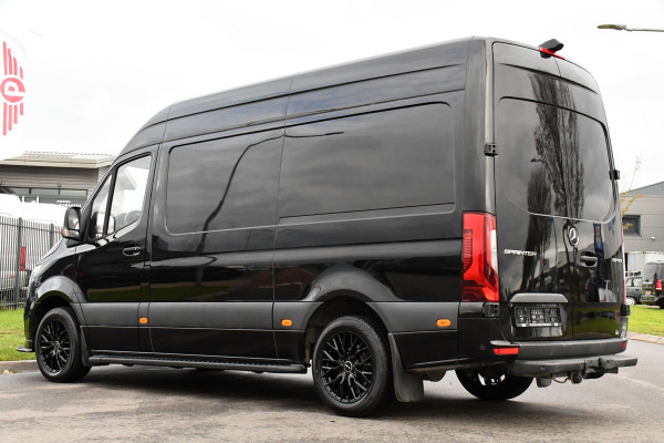 Mercedes-Benz Sprinter 317 1.9 CDI L2H2 RWD AMG Black Edition FACELIFT! Camera, Cruise, Carplay, LED, Multimedia, 170pk, NAVI, Automaat, Uniek!