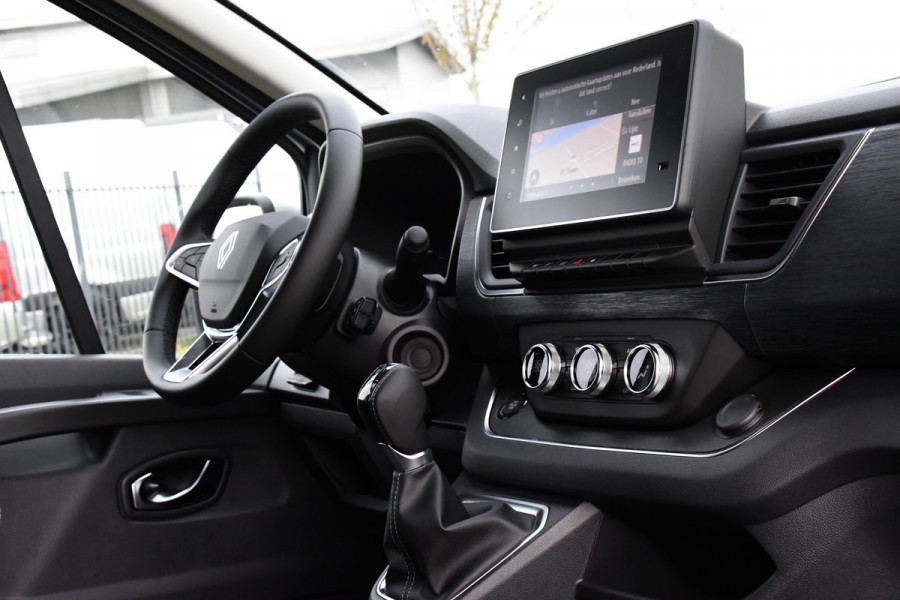 Renault Trafic 2.0 170 T29 L2H1 Extra DC Limited Edition Facelift! 3 x Leverbaar, Virtual, Cruise, Carplay, Stoelverwarming, Clima, Automaat, LED, 170PK, 2 x Schuifdeur, Uniek!