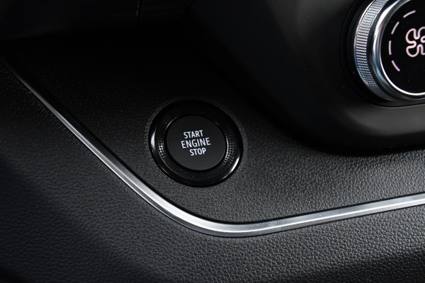 Renault Trafic 2.0 170 T29 L2H1 Extra DC Limited Edition Facelift! 3 x Leverbaar, Virtual, Cruise, Carplay, Stoelverwarming, Clima, Automaat, LED, 170PK, 2 x Schuifdeur, Uniek!