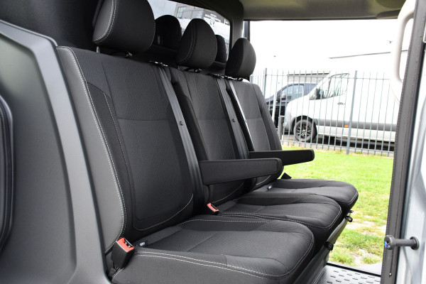 Renault Trafic 2.0 170 T29 L2H1 Extra DC Limited Edition Facelift! 3 x Leverbaar, Virtual, Cruise, Carplay, Stoelverwarming, Clima, Automaat, LED, 170PK, 2 x Schuifdeur, Uniek!