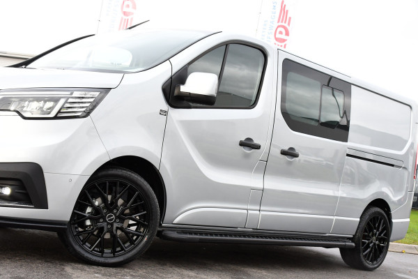 Renault Trafic 2.0 170 T29 L2H1 Extra DC Limited Edition Facelift! 3 x Leverbaar, Virtual, Cruise, Carplay, Stoelverwarming, Clima, Automaat, LED, 170PK, 2 x Schuifdeur, Uniek!