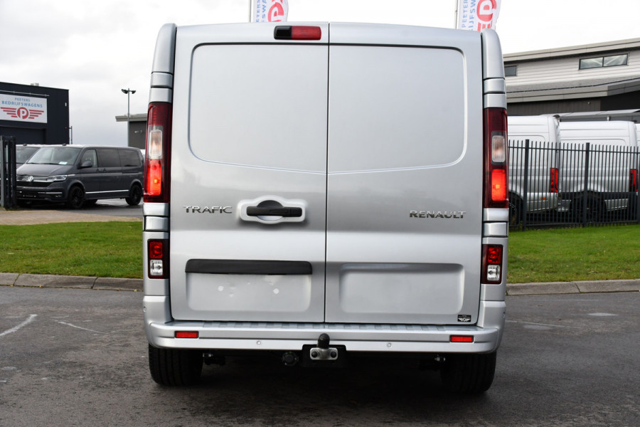 Renault Trafic 2.0 170 T29 L2H1 Extra DC Limited Edition Facelift! 3 x Leverbaar, Virtual, Cruise, Carplay, Stoelverwarming, Clima, Automaat, LED, 170PK, 2 x Schuifdeur, Uniek!
