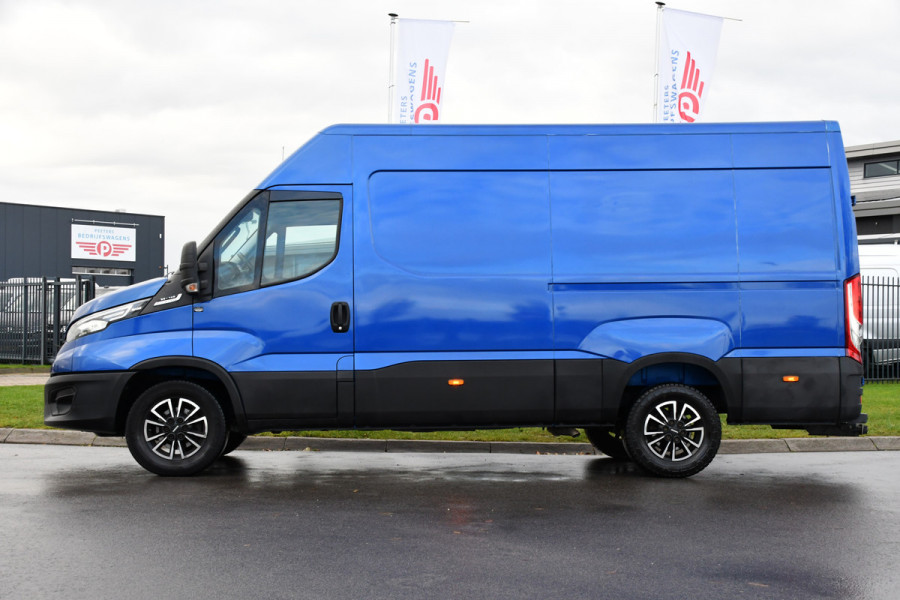 Iveco Daily 35C14V 2.3 352 H2 PB Edition Adaptieve Cruise, 3500kg Trekhaak, Camera, Carplay, Automaat, LED, Multimedia, NAVI, Uniek!