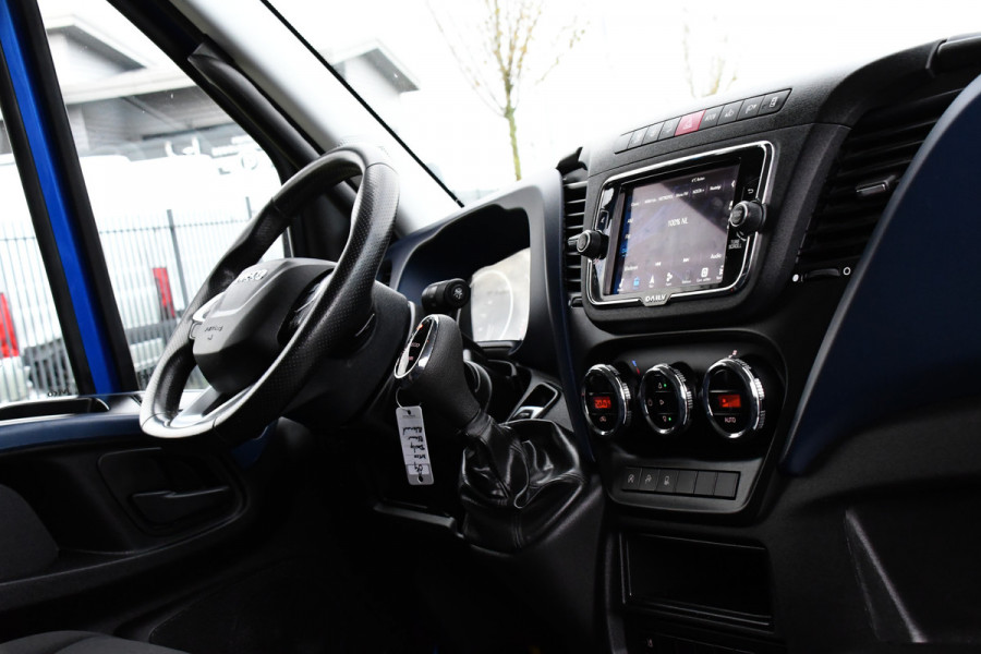 Iveco Daily 35C14V 2.3 352 H2 PB Edition Adaptieve Cruise, 3500kg Trekhaak, Camera, Carplay, Automaat, LED, Multimedia, NAVI, Uniek!
