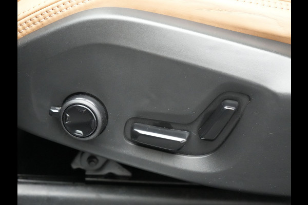 Volvo XC90 T8 Twin Engine AWD Inscription 7 Persoons Plug In Hybrid 394pk Dealer O.H. PHEV | Panodak | Adaptive Cruise | 360 Camera | Harman & Kardon | Lederen Sportstoelen Memory & Verwarmd | Apple Carplay | Virtual | Keyless | Blis | Navigatie | DAB |