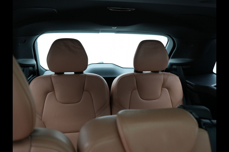 Volvo XC90 T8 Twin Engine AWD Inscription 7 Persoons Plug In Hybrid 394pk Dealer O.H. PHEV | Panodak | Adaptive Cruise | 360 Camera | Harman & Kardon | Lederen Sportstoelen Memory & Verwarmd | Apple Carplay | Virtual | Keyless | Blis | Navigatie | DAB |