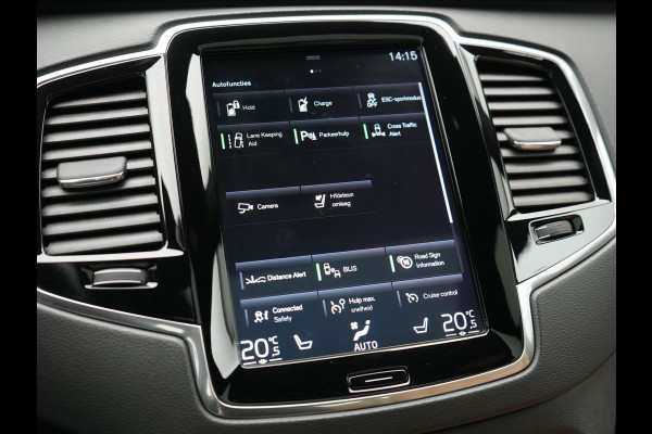 Volvo XC90 T8 Twin Engine AWD Inscription 7 Persoons Plug In Hybrid 394pk Dealer O.H. PHEV | Panodak | Adaptive Cruise | 360 Camera | Harman & Kardon | Lederen Sportstoelen Memory & Verwarmd | Apple Carplay | Virtual | Keyless | Blis | Navigatie | DAB |