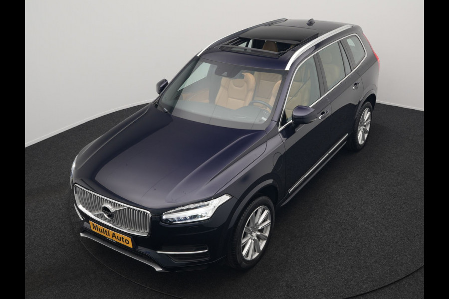 Volvo XC90 T8 Twin Engine AWD Inscription 7 Persoons Plug In Hybrid 394pk Dealer O.H. PHEV | Panodak | Adaptive Cruise | 360 Camera | Harman & Kardon | Lederen Sportstoelen Memory & Verwarmd | Apple Carplay | Virtual | Keyless | Blis | Navigatie | DAB |