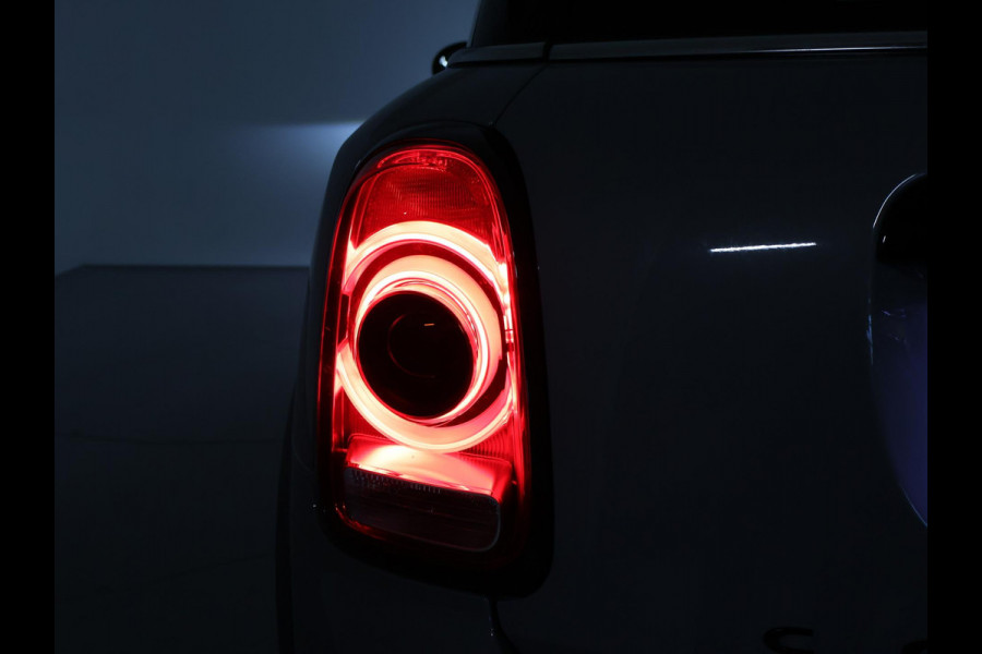MINI Countryman 1.5 COOPER 136 PK ALL4 4WD AUT. + TREKHAAK 1700 KG | LEDER | STOELVERW. | LED | NAVIGATIE | 18 INCH