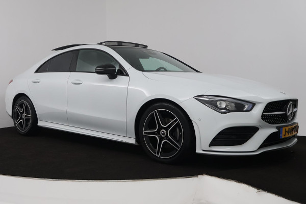 Mercedes-Benz CLA-Klasse 180 Business Solution AMG (PANORAMADAK, SFEERVERLICHTING, STOELVERWARMING, ACHTERUITRIJCAMERA)