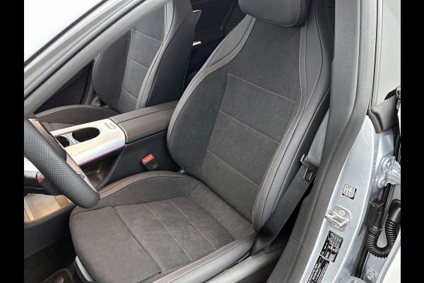 Mercedes-Benz CLA-Klasse 250+ Launch Edition 85 kWh | Nightpakket | Adaptieve Cruisecontrol | Multibeam LED | Warmtepomp | Antidiefstal pakket URBAN GUARD | Smartphone integratie | Memorypakket | Sierdelen aluminium |