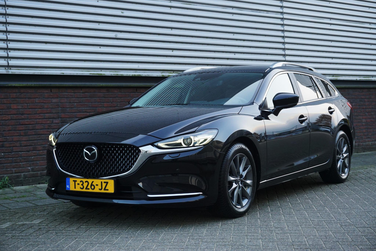 Mazda 6 Sportbreak 2.0 SkyActiv-G 165 Zwart metallic/Trekhaak/Head-Up /Nederlandse auto.