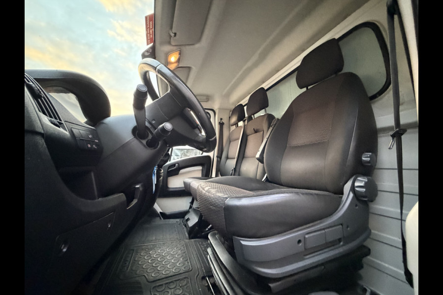 Peugeot Boxer 435 2.0 BlueHDI L3H2 Pro