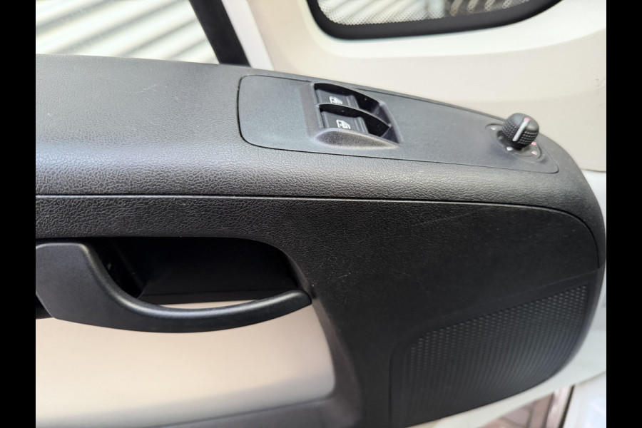 Peugeot Boxer 435 2.0 BlueHDI L3H2 Pro