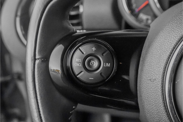 MINI Clubman 1.5 Cooper Salt Business Automaat LED Sportstoelen