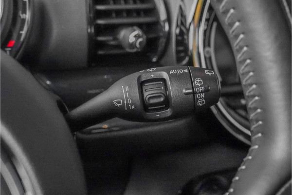 MINI Clubman 1.5 Cooper Salt Business Automaat LED Sportstoelen