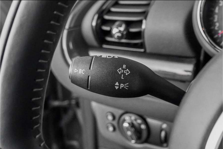 MINI Clubman 1.5 Cooper Salt Business Automaat LED Sportstoelen