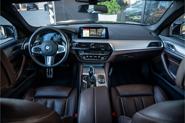 BMW 5 Serie Touring 520i High Executive - M Sport | Panorama | Memory | HUD | Virtual