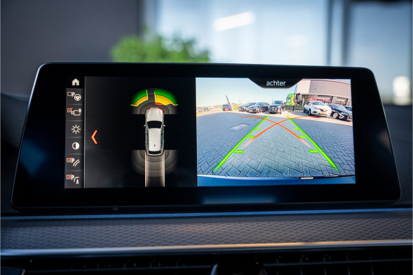 BMW 5 Serie Touring 520i High Executive - M Sport | Panorama | Memory | HUD | Virtual