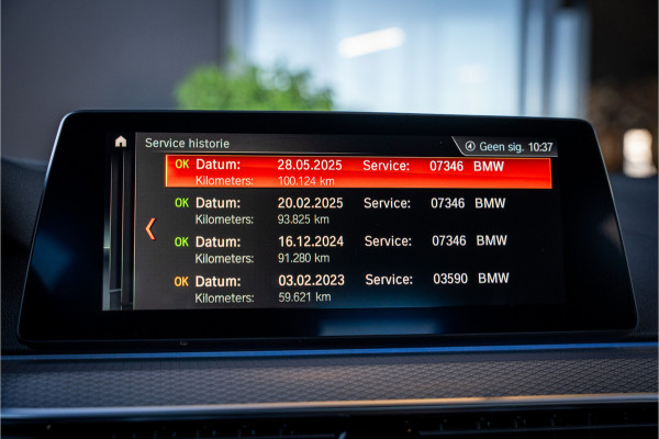 BMW 5 Serie Touring 520i High Executive - M Sport | Panorama | Memory | HUD | Virtual